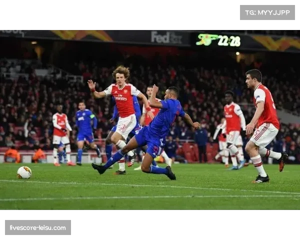 梅斯防线协同保护意识薄弱 场均失球2.23球反映整体防守崩盘